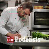 Μάνος Μακρυγιαννάκης: «Στο Philema, στις Βρυξέλλες, κάνουν ουρά για ξινόμαυρο και ξινόχοντρο»