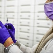 ΓΡΙΠΗ Κ ΝΕΟ ΣΤΕΛΕΧΟΣ ΕΜΒΟΛΙΑ