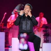 ΓΙΩΡΓΟΣ ΜΑΖΩΝΑΚΗΣ THE VOICE ΕΛΕΝΑ ΠΑΠΑΡΙΖΟΥ