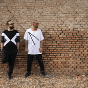 Serious Dancers: Ένα ντουέτο που ανεβάζει την ηλεκτρονική μουσική στα decks του κόσμου