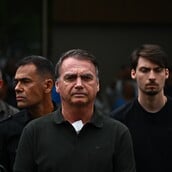 ΖΑΙΧ ΜΠΟΛΣΟΝΑΡΟΥ ΒΡΑΖΙΛΙΑ ΕΠΕΜΒΑΣΗ