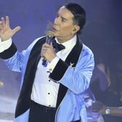 Μ’ έχεις κάνει θεό 