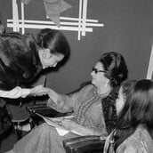 Ήταν λοιπόν και η Ουμ Καλσούμ λεσβία; Μια νέα ταινία αναζωπυρώνει τη συζήτηση