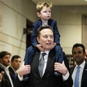 ΕΛΟΝ ΜΑΣΚ AI ΔΙΣΕΚΑΤΟΜΜΥΡΙΟΥΧΟΙ