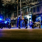 ΠΑΡΙΣΙ ΕΠΙΘΕΣΗ ΜΕΤΡΟ ΜΑΧΑΙΡΙ ΤΡΑΥΜΑΤΙΕΣ