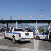 ΑΓΡΟΤΕΣ ΜΠΛΟΚΑ ΟΥΡΕΣ ΕΠΙΣΤΡΟΦΗ ΕΚΔΡΟΜΕΩΝ