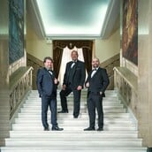 Οι Τρεις Έλληνες Τενόροι υποδέχονται το 2026 με μια λαμπερή Πρωτοχρονιάτικη συναυλία