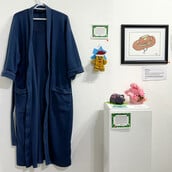 Άνοιξε το Museum of Bad Gifts στο Τορόντο - «Εκεί όπου τα αμήχανα δώρα βρίσκουν τη θέση τους»