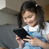 KINA AI ΠΡΟΣΤΑΣΙΑ ΠΑΙΔΙΩΝ