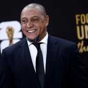 ΡΟΜΠΕΡΤΟ ΚΑΡΛΟΣ ΠΟΔΟΣΦΑΙΡΙΣΤΗΣ