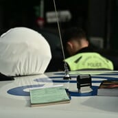 ΣΥΛΛΗΨΕΙΣ ΜΗΧΑΝΕΣ ΤΡΟΧΑΙΑ ΚΟΝΤΡΕΣ ΣΟΥΖΕΣ