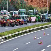 ΑΓΡΟΤΕΣ ΣΥΝΑΝΤΗΣΗ ΚΥΡΙΑΚΟΣ ΜΗΤΣΟΤΑΚΗΣ