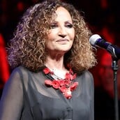 Γλυκερία: «Τέλη Ιανουαρίου θα ξεκινήσουμε να κάνουμε εμφανίσεις στο Ισραήλ»