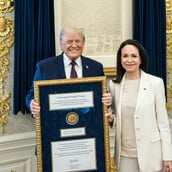 ΝΤΟΝΑΛΝΤ ΤΡΑΜΠ ΜΑΤΣΑΔΟ ΝΟΜΠΕΛ ΕΙΡΗΝΗΣ