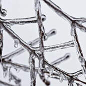 Καιρός: Ξεροβόρι και τσουχτερό κρύο μέχρι την Τρίτη - Βροχές και ισχυροί άνεμοι σήμερα