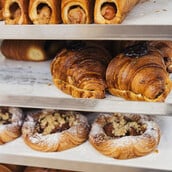 No Crumbs: Ένας φούρνος γεμάτος καλές ιδέες