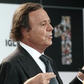 Χούλιο Ιγκλέσιας: Στο αρχείο οι καταγγελίες σε βάρος του για σεξουαλική κακοποίηση