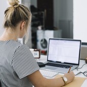 Η Τεχνητή Νοημοσύνη αλλάζει το Business: Μάθε πώς σε ένα νέο πρόγραμμα κατάρτισης