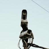 Σε πλήρη λειτουργία από σήμερα οι έξυπνες κάμερες - Ξεκινά η αποστολή προστίμων στους οδηγούς 