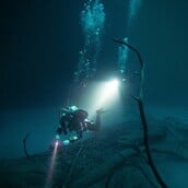 ΘΑΛΑΣΣΑ ΕΞΟΡΥΞΕΙΣ ΤΡΑΠΕΖΕΣ ΗΠΑ