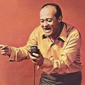 Χρηστάκης: Ένα μεγάλο λαϊκό άστρο, που άναψε και έσβησε στο πι και φι