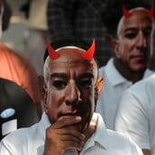 WASHINGTON POST ΤΖΕΦ ΜΠΕΖΟΣ ΜΑΖΙΚΕΣ ΑΠΟΛΥΣΕΙΣ