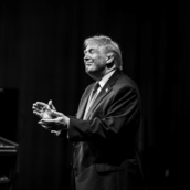 TrumpRx: Ο Τραμπ ανοίγει ιστοσελίδα για την πώληση φαρμάκων σε μειωμένες τιμές 