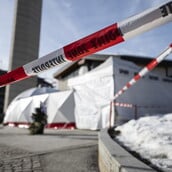 ΕΛΒΕΤΙΑ ΦΩΤΙΑ CRANS MONTANA ΜΝΗΜΕΙΟ