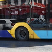 ΠΟΡΤΟ ΡΑΦΤΗ ΛΕΩΦΟΡΕΙΟ ΠΕΤΡΕΣ ΑΝΗΛΙΚΟΙ ΣΥΛΛΗΨΗ ΖΗΜΙΕΣ