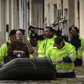 Η καταιγίδα Νιλς σαρώνει τη δυτική Ευρώπη - Νεκροί και μεγάλες καταστροφές σε Γαλλία και Ισπανία