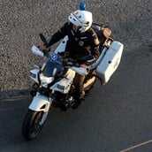 ΕΝΟΠΛΗ ΛΗΣΤΕΙΑ ΣΟΥΠΕΡ ΜΑΡΚΕΤ ΠΕΙΡΑΙΑΣ