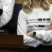 ΤΖΕΦΡΙ ΕΠΣΤΑΪΝ ΒΡΕΤΑΝΙΑ ΠΤΗΣΕΙΣ ΘΥΜΑΤΑ