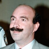 ΧΡΗΣΤΟΣ ΜΑΥΡΙΚΗΣ ΔΙΚΗ ΠΥΡΟΒΟΛΙΣΜΟΙ