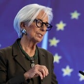 ΚΡΙΣΤΙΝ ΛΑΓΚΑΡΝΤ ΑΠΟΧΩΡΗΣΗ ΕΚΤ