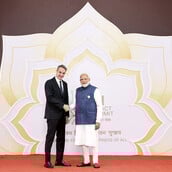 ΚΥΡΙΑΚΟΣ ΜΗΤΣΟΤΑΚΗΣ ΙΝΔΙΑ ΝΑΡΕΝΤΡΑ ΜΟΝΤΙ