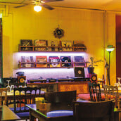 Πρίγκιπας: Κρέατα από τη Βόρεια Ελλάδα με τη συνοδεία ήχων από βινύλιο