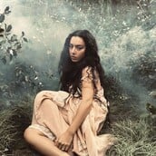 Τα Ανεμοδαρμένα Ύψη της Charli XCX