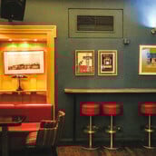 Άγιος: Μουσικές βραδιές με ελληνικό soundtrack γεμάτο συναισθήματα