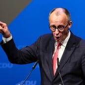 ΓΕΡΜΑΝΙΑ ΜΕΡΤΣ ΕΚΛΟΓΗ