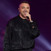 Κώστας Δόξας: Απομακρύνεται από το J2US μετά την καταδίκη για ενδοοικογενειακή βία