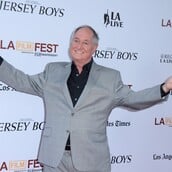 NEIL SEDAKA ΤΡΑΓΟΥΔΙΣΤΗΣ ΘΑΝΑΤΟΣ