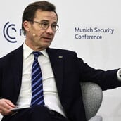 ΣΟΥΗΔΙΑ ΠΥΡΗΝΙΚΑ ΟΠΛΑ ΠΟΛΕΜΟΣ