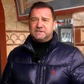 Πλακιάς για Τέμπη: «Ξέρεις τι είναι να είσαι γονιός και να παρακαλάς το παιδί σου να μην κατάλαβε κάτι;»