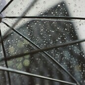 Meteo: Άστατος με αρκετή συννεφιά ο καιρός σήμερα - Πού αναμένονται βροχές