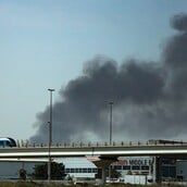 ΕΛΛΗΝΕΣ ΕΓΚΛΩΒΙΣΜΕΝΟΙ ΝΤΟΥΜΠΑΙ ΙΡΑΝ ΜΑΧΗΤΙΚΑ