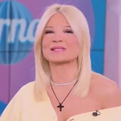 Η Φαίη Σκορδά επιβεβαίωσε on air ότι παντρεύεται