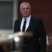 BBC: Ο Άντριου παραχωρεί την ενοικίαση ενός ακόμη ακινήτου του Crown Estate