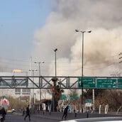 Γιατί ΗΠΑ και Ισραήλ επιτέθηκαν στο Ιράν και πόσο μπορεί να διαρκέσει ο πόλεμος;