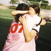 Sisterhoods: Κοινότητες που σε βοηθάνε να εξελιχθείς 