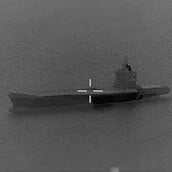 Π0όλεμος στη Μέση Ανατολή: Η επιχείρηση «Epic Fury» σφυροκοπά το ιρανικό ναυτικό - Η στιγμή που βυθίζουν αεροπλανοφόρο